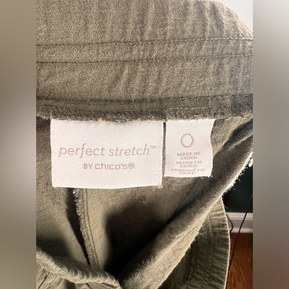 EUC Chico’s Perfect Stretch Ankle Pants - Picture 8 of 9